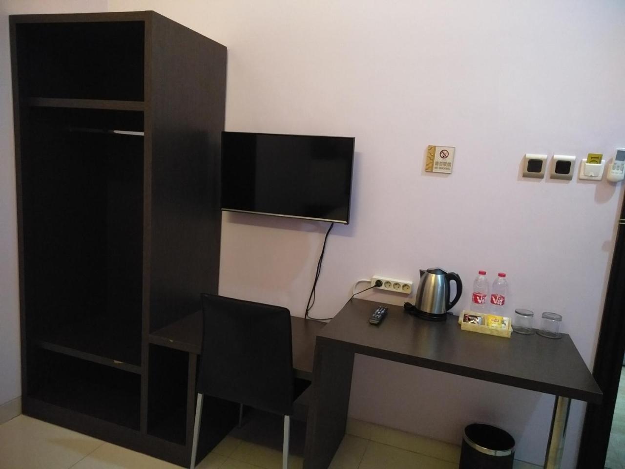 Malang City Boulevard Homestay Экстерьер фото