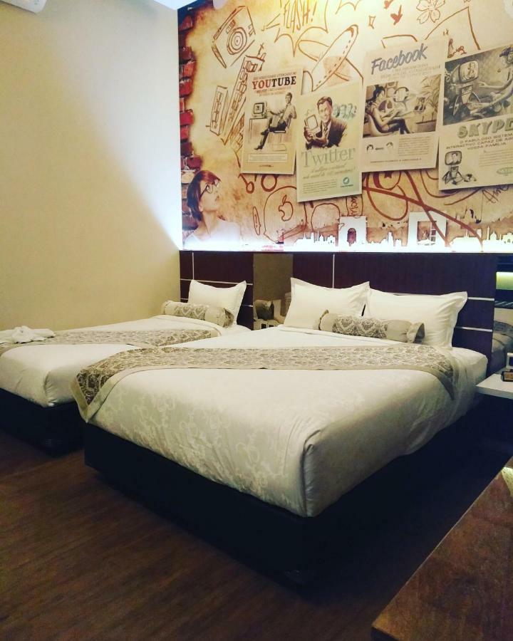 Malang City Boulevard Homestay Экстерьер фото